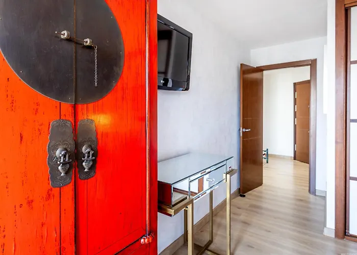 Sunset Mar - Family Friendly Apartment